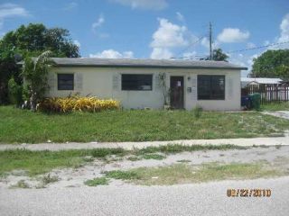 Foreclosed Home - 1250 NE 213TH TER, 33179