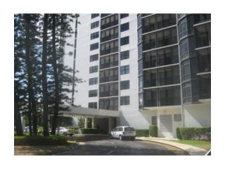 Foreclosed Home - 20100 W COUNTRY CLUB DR APT 1601, 33180