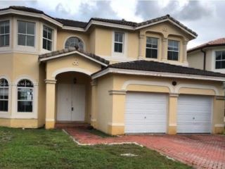 Foreclosed Home - 16536 SW 54TH ST, 33185