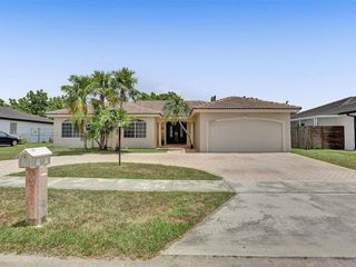 Foreclosed Home - 15373 SW 168TH TER, 33187
