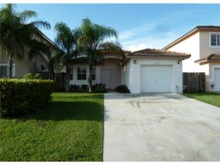 Foreclosed Home - 8768 SW 213TH LN, 33189