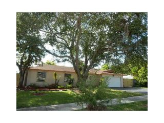 Foreclosed Home - 8120 SW 204TH ST, 33189