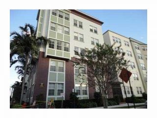 Foreclosed Home - 533 NE 3RD AVE APT 423, 33301