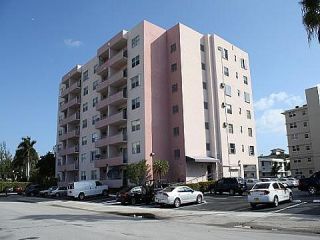 Foreclosed Home - 720 ORTON AVE APT 502, 33304
