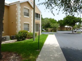 Foreclosed Home - 2890 N OAKLAND FOREST DR APT 108, 33309