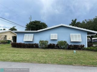 Foreclosed Home - 2400 NW 55TH ST, 33309