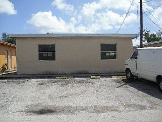 Foreclosed Home - 620 NW 14TH AVE, 33311