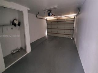 Foreclosed Home - 2809 NW 7TH AVE, 33311