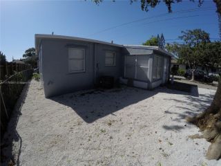 Foreclosed Home - 1344 NW 2ND AVE, 33311