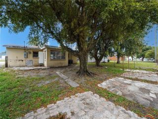 Foreclosed Home - 2021 NW 28TH TER, 33311