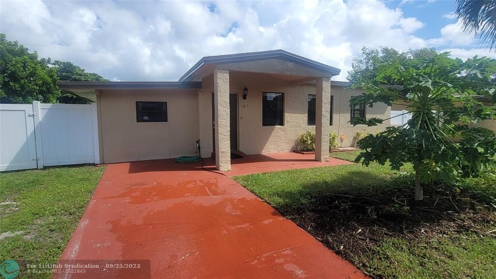 Foreclosed Home - 1613 NW 14TH ST, 33311