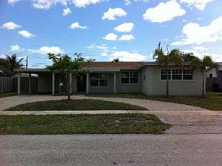Foreclosed Home - 2120 SW 36TH AVE, 33312
