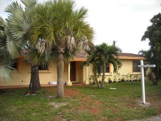 Foreclosed Home - 2130 SW 33RD AVE, 33312
