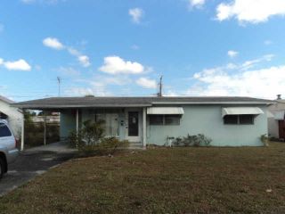 Foreclosed Home - 712 SW 24TH AVE, 33312