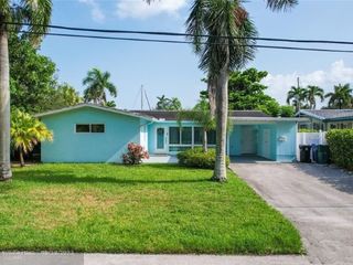 Foreclosed Home - 1708 SW 5TH ST, 33312