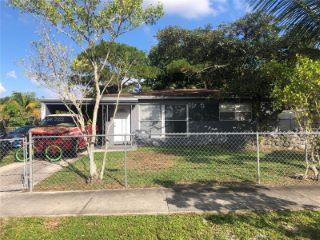 Foreclosed Home - 204 SW 24TH AVE, 33312