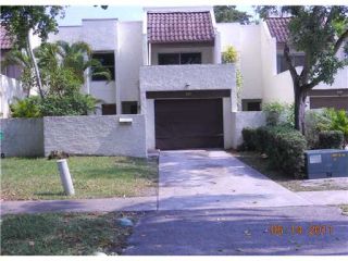 Foreclosed Home - 5717 NW 17TH CT # 2, 33313