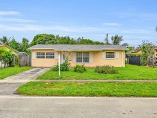 Foreclosed Home - 2130 NW 64TH AVE, 33313