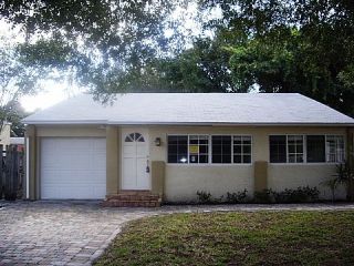Foreclosed Home - 816 SW 8TH AVE, 33315