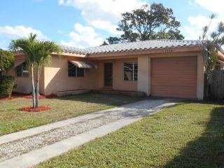 Foreclosed Home - 1236 Sw 32nd St, 33315
