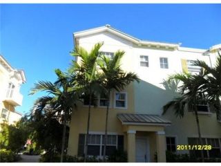 Foreclosed Home - 713 SE 16TH ST APT 6, 33316