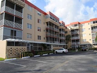 Foreclosed Home - 408 NW 68TH AVE APT 412, 33317