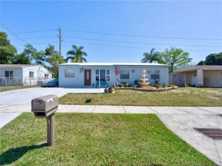 Foreclosed Home - 2310 SW 50TH TER, 33317