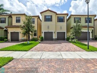 Foreclosed Home - 4832 NW 56TH CT, 33319
