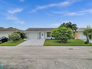 Foreclosed Home - 4954 NW 48TH AVE, 33319