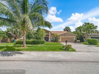 Foreclosed Home - 6585 NW 46TH ST, 33319