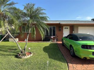 Foreclosed Home - 5004 NW 51ST CT, 33319
