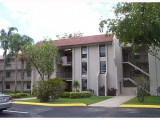 Foreclosed Home - 8150 W MCNAB RD APT 104, 33321