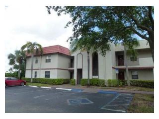 Foreclosed Home - 7260 Woodmont Ter Apt 2044, 33321