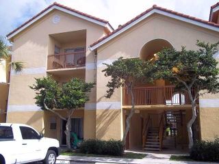 Foreclosed Home - 7610 WESTWOOD DR APT 130, 33321