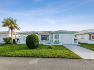 Foreclosed Home - 8202 NW 58TH ST, 33321