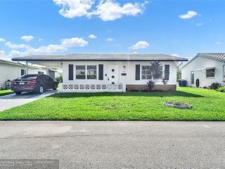 Foreclosed Home - 7422 NW 73RD AVE, 33321