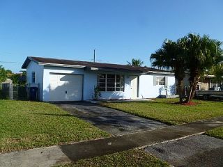Foreclosed Home - 8451 NW 28TH PL, 33322