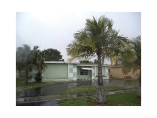 Foreclosed Home - 8451 Nw 24th Pl, 33322