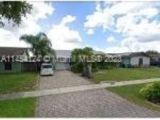 Foreclosed Home - 2503 NW 107TH AVE, 33322