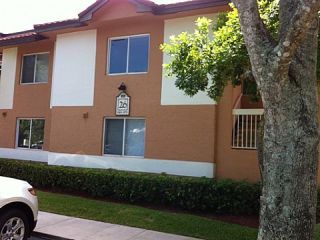 Foreclosed Home - 850 NW 92ND AVE, 33324