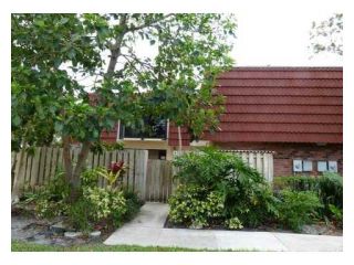 Foreclosed Home - 9861 NW 6TH CT, 33324