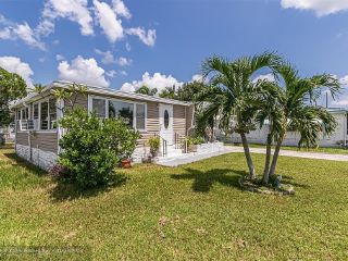Foreclosed Home - 8531 SW 18TH PL, 33324