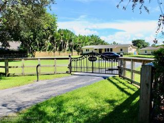 Foreclosed Home - 14450 SW 24TH ST, 33325