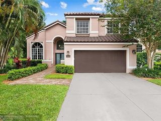 Foreclosed Home - 2043 ISLAND CIR, 33326