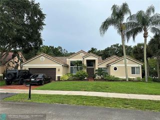 Foreclosed Home - 3049 PERRIWINKLE CIR, 33328