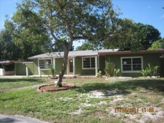 Foreclosed Home - 2633 NE 3RD AVE, 33334