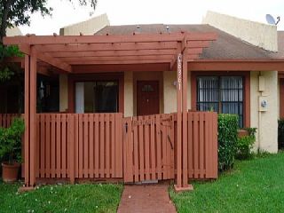 Foreclosed Home - 8361 NW 37TH PL UNIT C, 33351