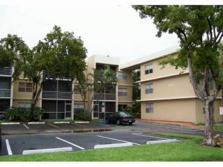 Foreclosed Home - 4215 N University Dr Apt, 33351