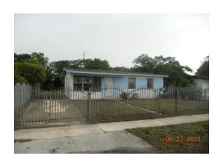 Foreclosed Home - 1323 7TH ST, 33401