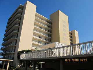 Foreclosed Home - 3040 LAKE SHORE DR APT 303, 33404